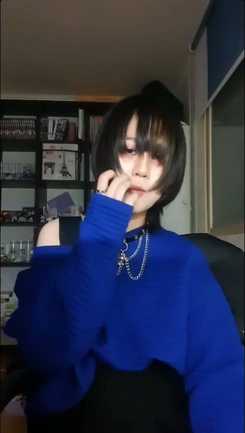 존나 퇴폐적 단발 피어싱녀 비고라방